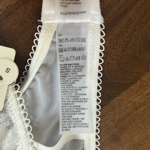 Elle Macpherson Intimates Spree Suspender Creme White Size Small Lace Mesh NWT - Picture 7 of 9